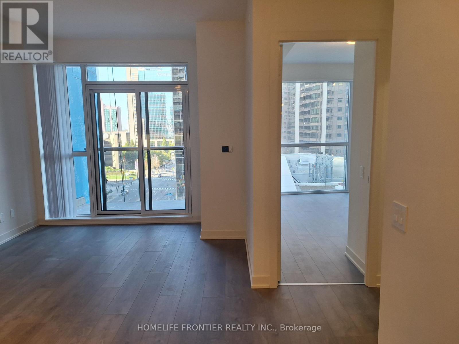 718 - 4955 Yonge Street, Toronto, Ontario  M2N 0L8 - Photo 7 - C12544548