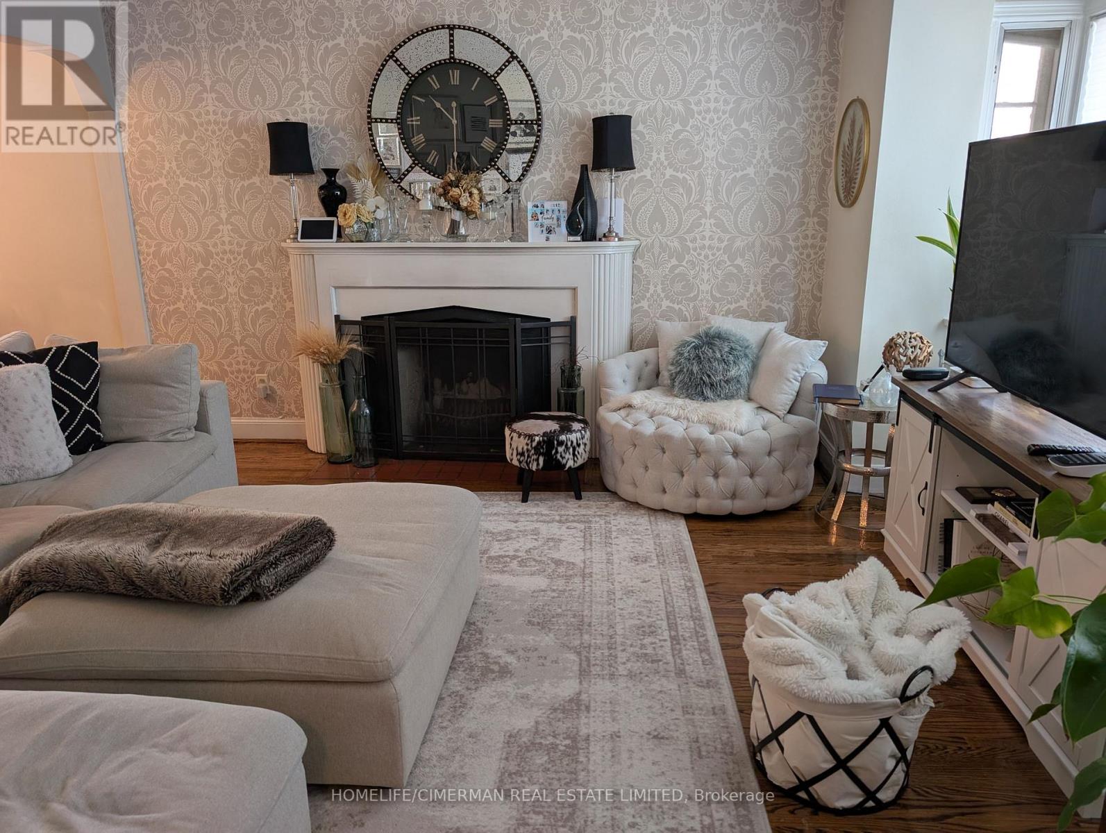 174 Falkirk Street, Toronto, Ontario  M5M 4K6 - Photo 3 - C12544550