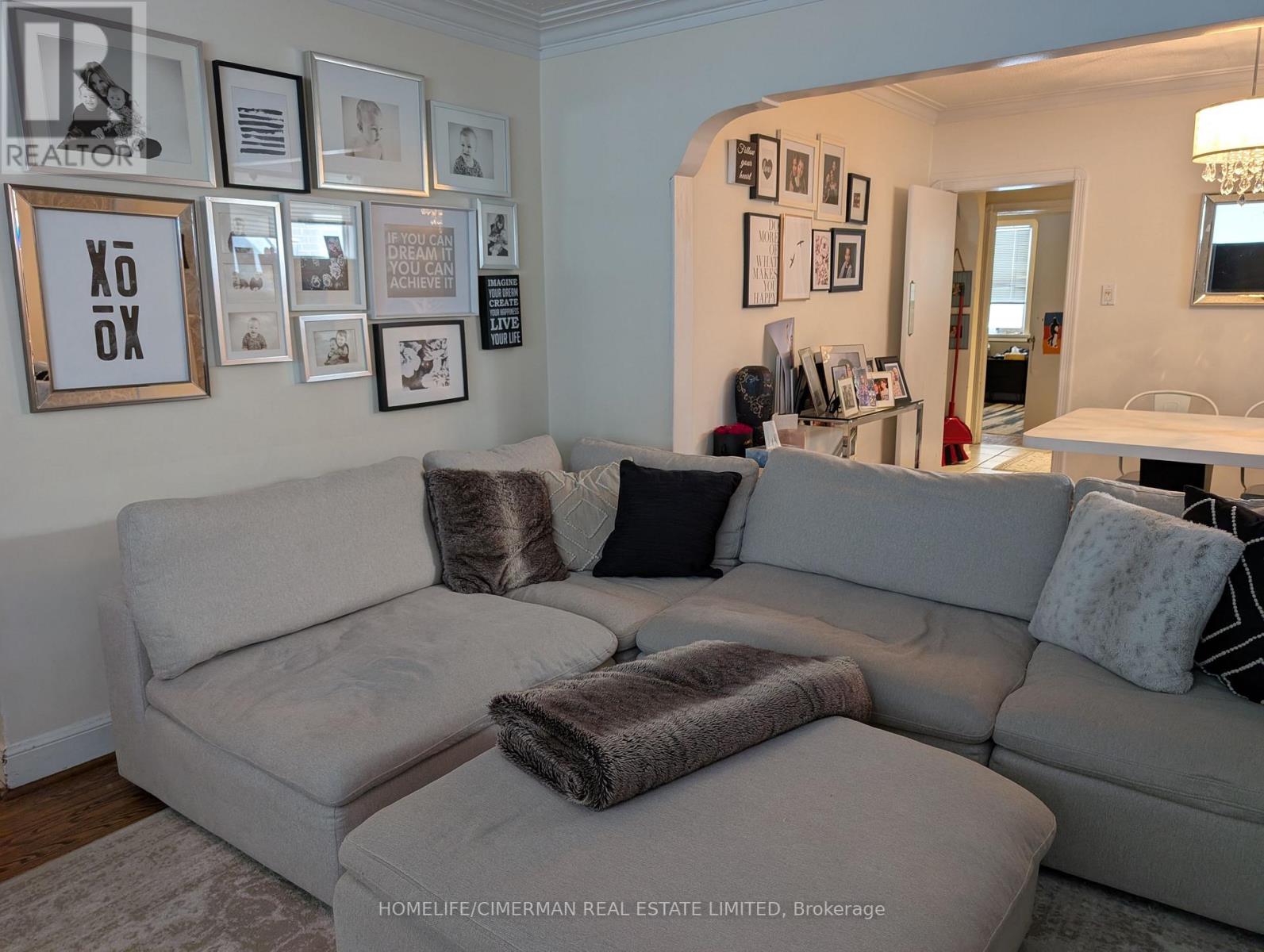 174 Falkirk Street, Toronto, Ontario  M5M 4K6 - Photo 4 - C12544550