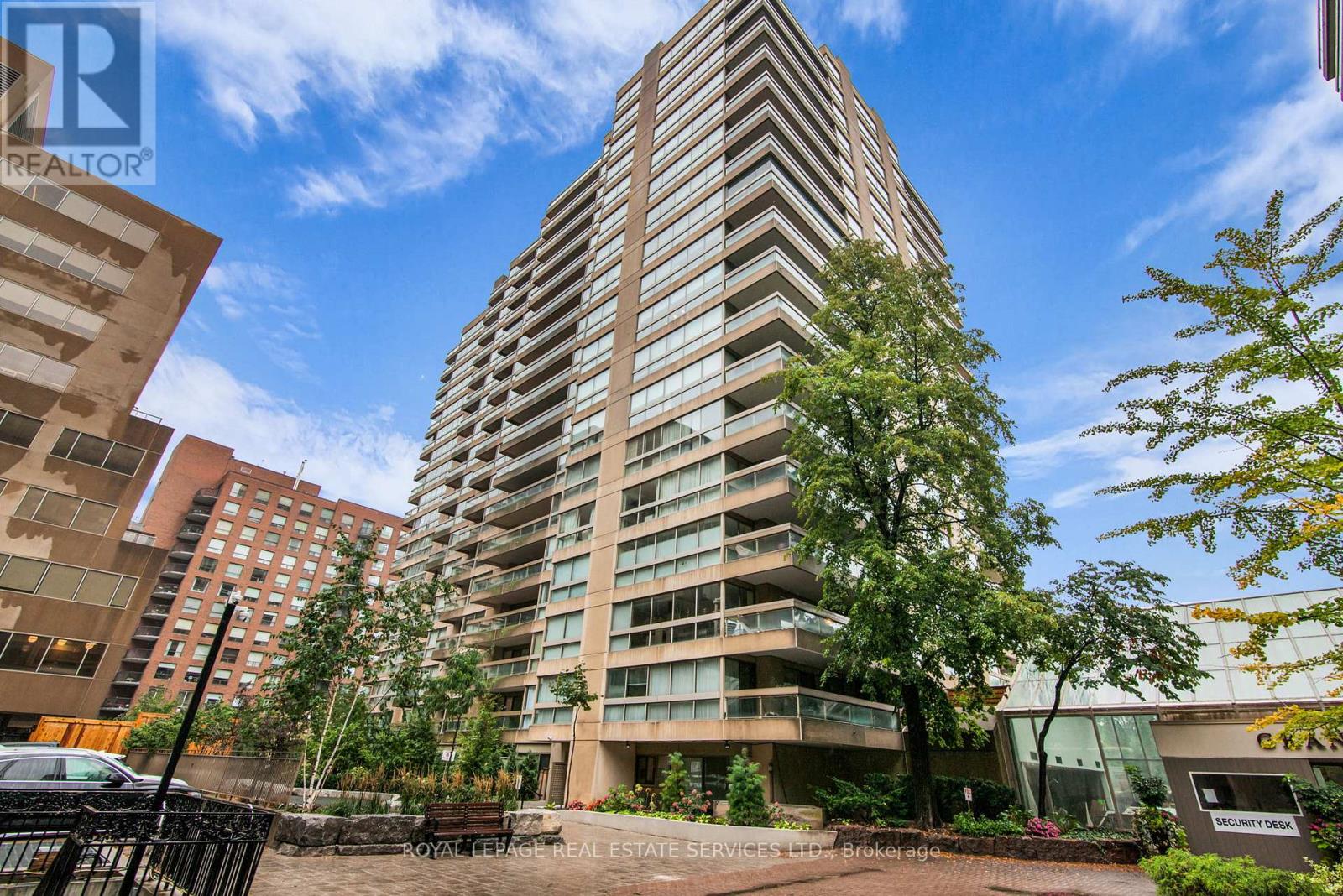 205 - 61 ST CLAIR AVENUE W, Toronto, Ontario