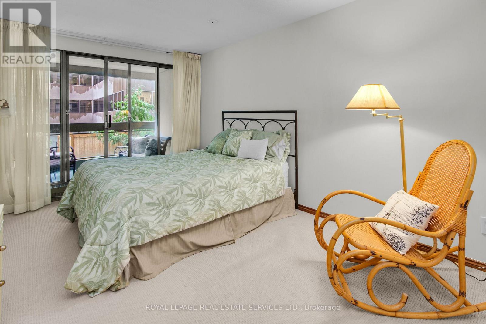 205 - 61 St Clair Avenue W, Toronto, Ontario  M4V 2Y8 - Photo 27 - C12544570