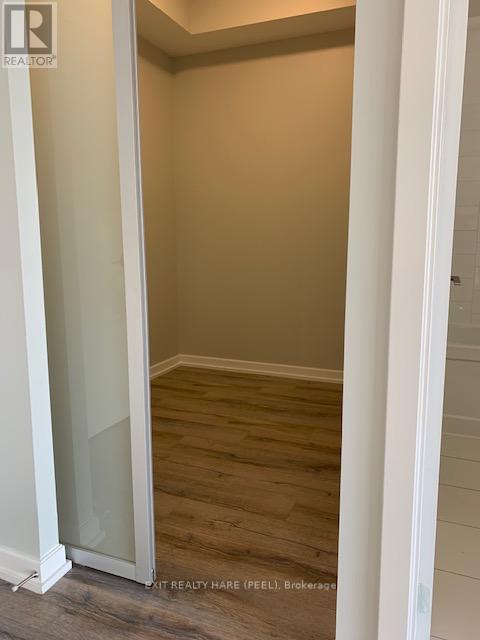 319 - 52 Forest Manor Road, Toronto, Ontario  M2J 0E2 - Photo 4 - C12544584