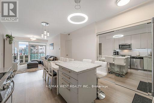 1122 - 70 Roehampton Avenue, Toronto, Ontario  M4P 1R2 - Photo 12 - C12544586