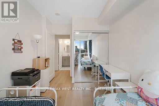 1122 - 70 Roehampton Avenue, Toronto, Ontario  M4P 1R2 - Photo 26 - C12544586