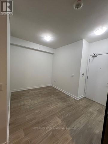 1601 - 4699 Glen Erin Drive, Mississauga, Ontario  L5M 2E5 - Photo 10 - W12541052