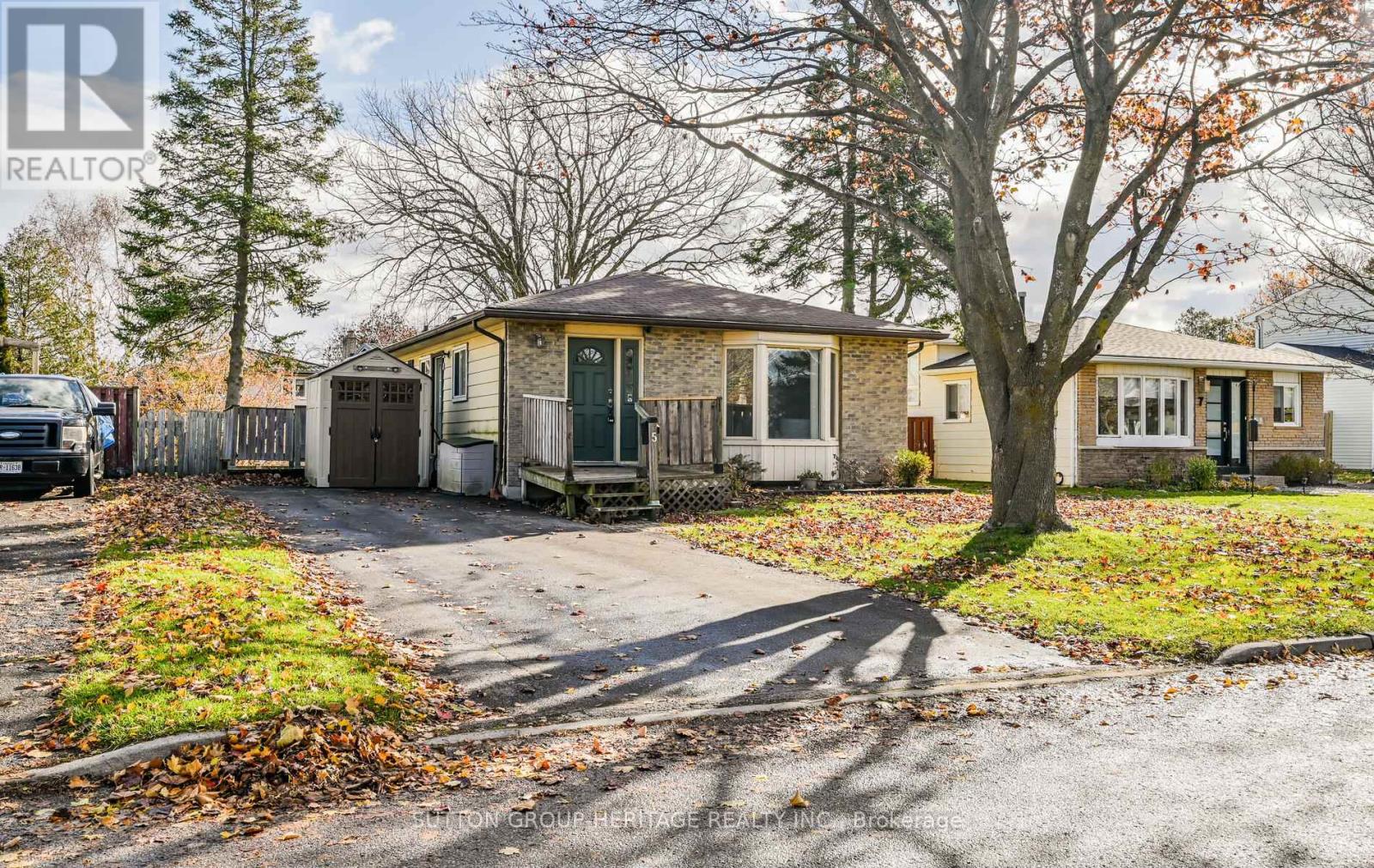 5 Agate Road, Ajax, Ontario  L1S 3J7 - Photo 2 - E12544354