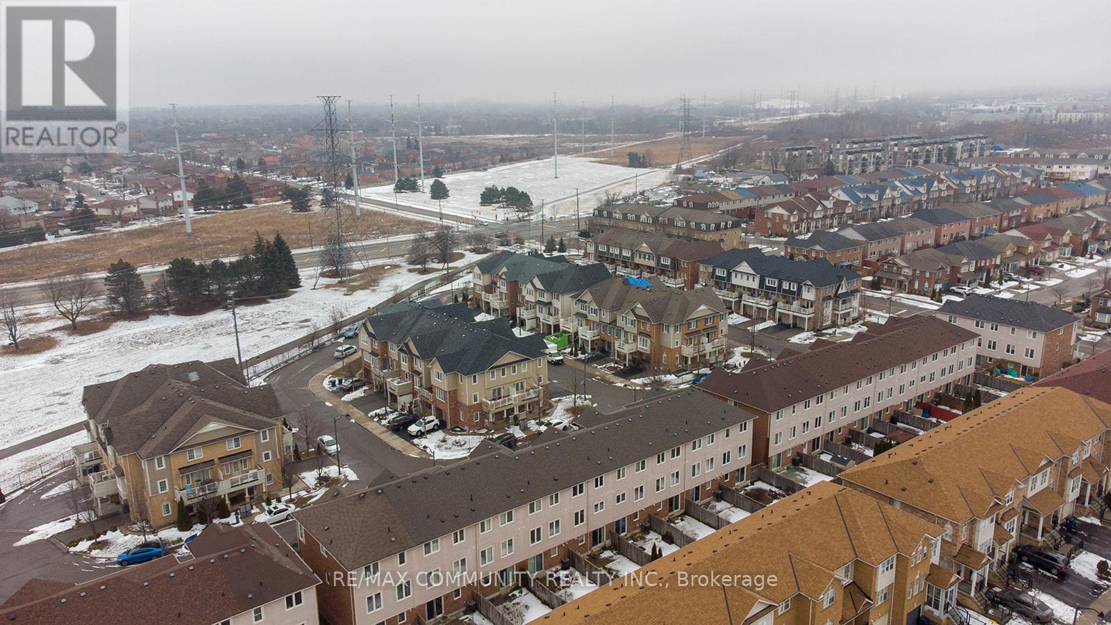 32 Red Fox Place, Toronto, Ontario  M1B 0A9 - Photo 3 - E12544366