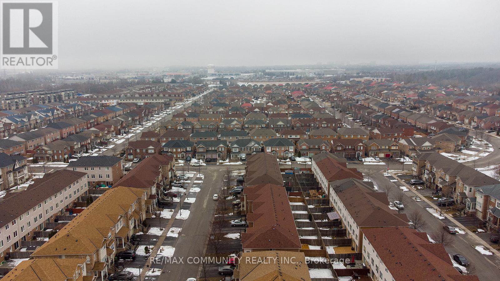 32 Red Fox Place, Toronto, Ontario  M1B 0A9 - Photo 4 - E12544366