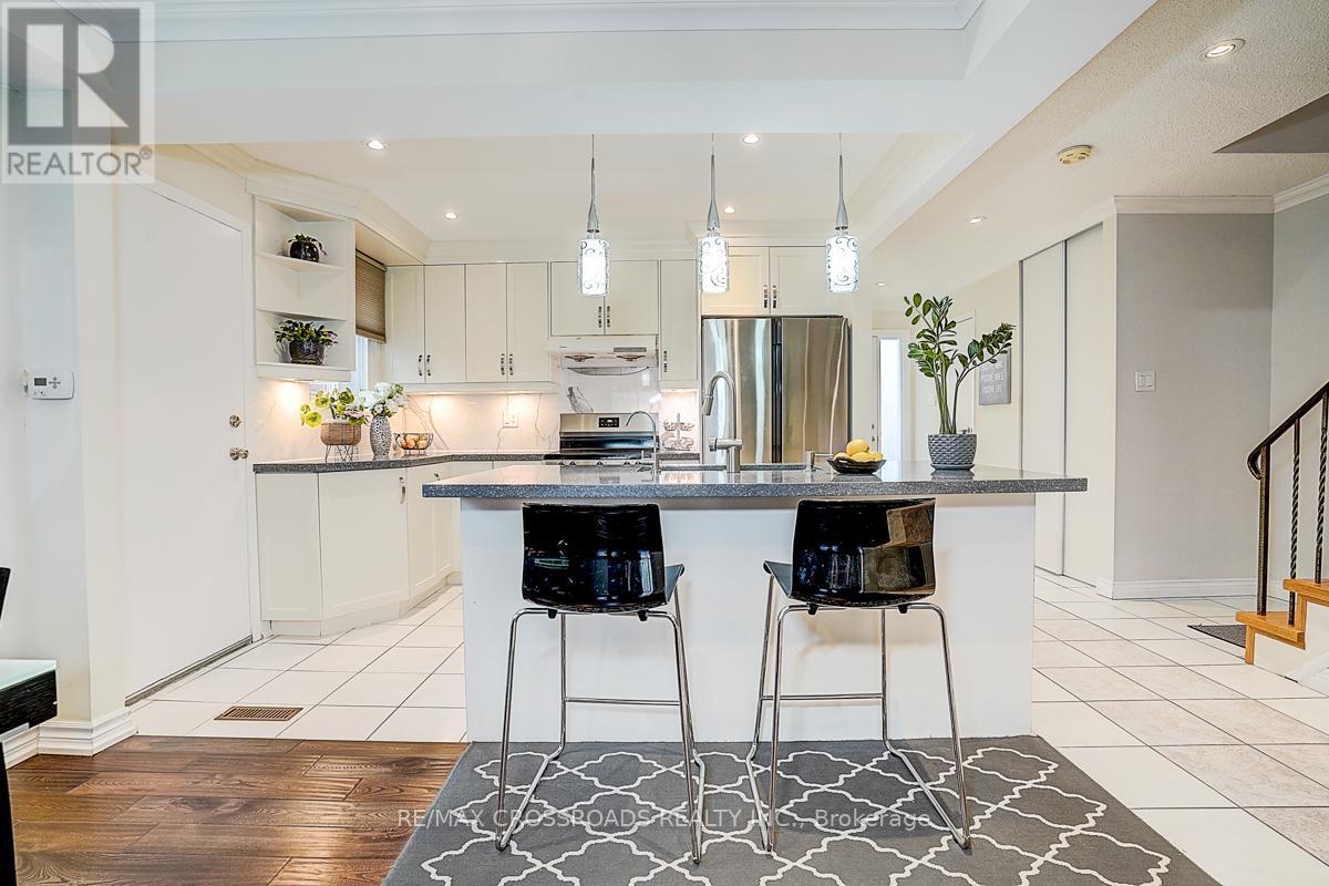 27 Sunburst Square, Toronto, Ontario  M1B 1R3 - Photo 15 - E12544442