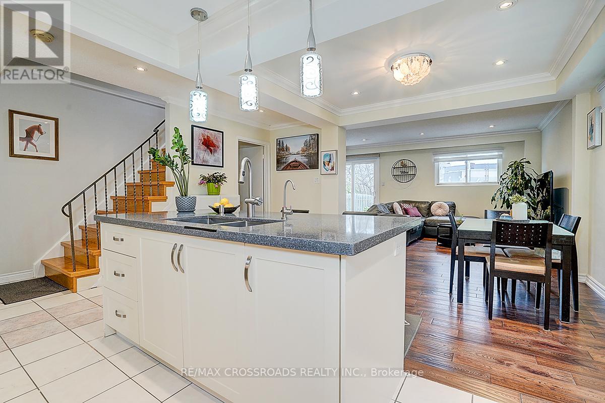 27 Sunburst Square, Toronto, Ontario  M1B 1R3 - Photo 18 - E12544442