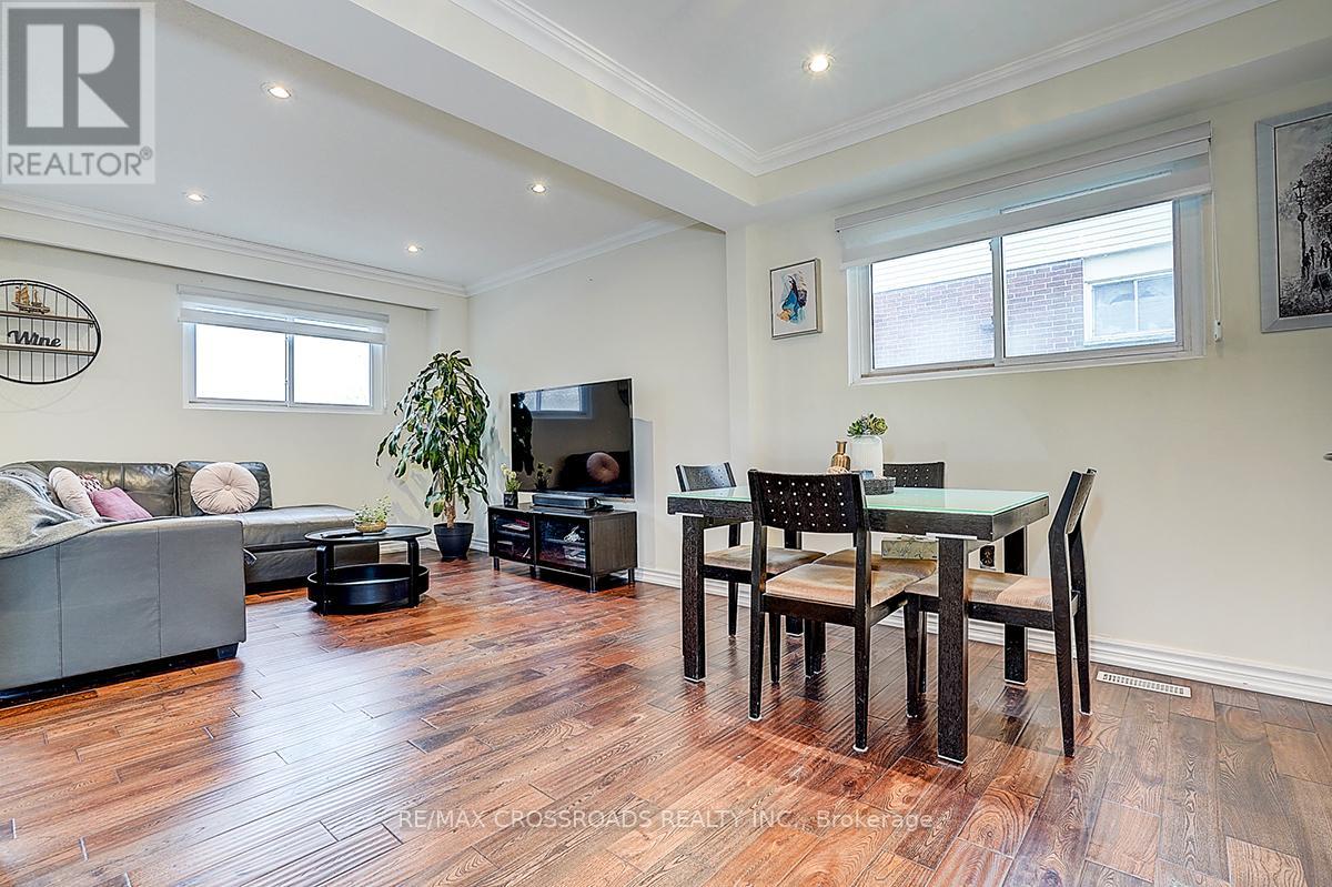 27 Sunburst Square, Toronto, Ontario  M1B 1R3 - Photo 20 - E12544442