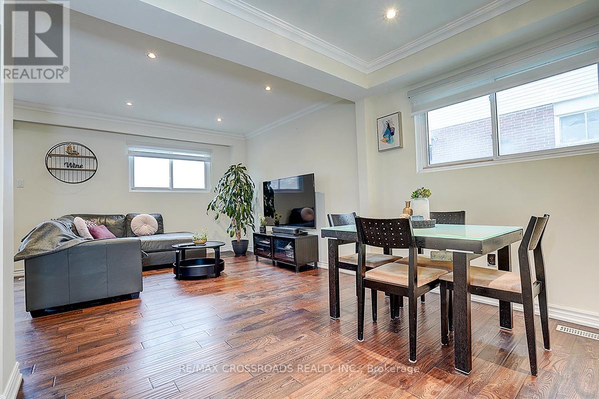 27 Sunburst Square, Toronto, Ontario  M1B 1R3 - Photo 21 - E12544442