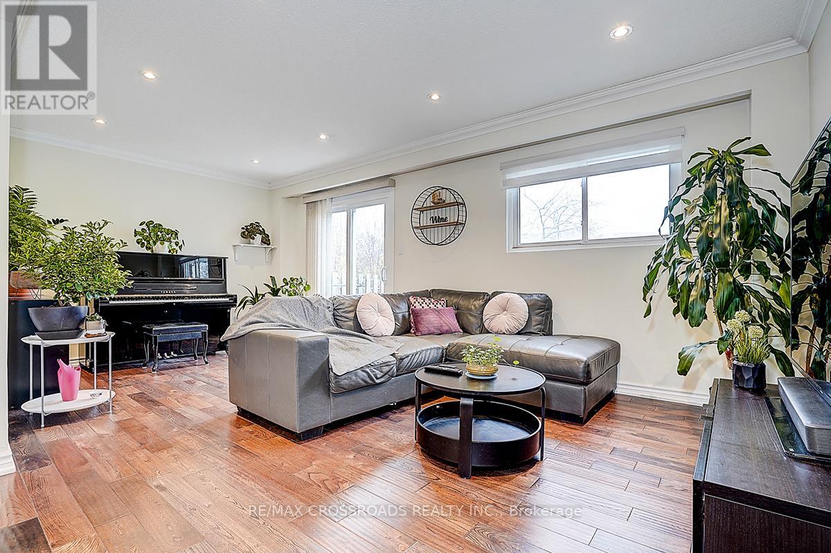 27 Sunburst Square, Toronto, Ontario  M1B 1R3 - Photo 25 - E12544442