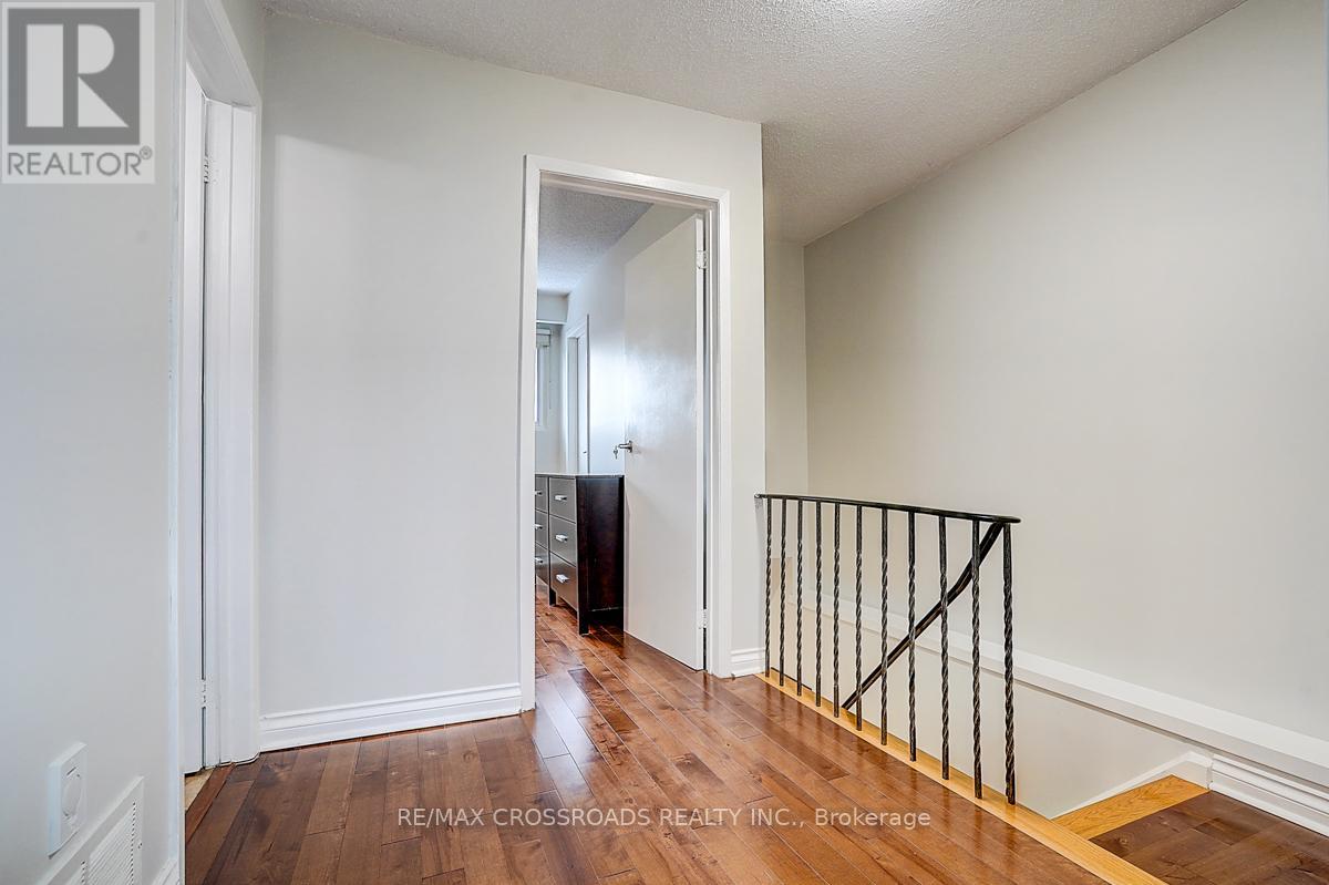 27 Sunburst Square, Toronto, Ontario  M1B 1R3 - Photo 31 - E12544442