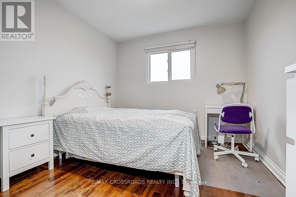 27 Sunburst Square, Toronto, Ontario  M1B 1R3 - Photo 33 - E12544442