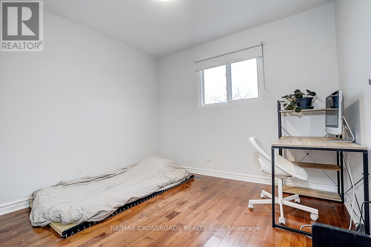 27 Sunburst Square, Toronto, Ontario  M1B 1R3 - Photo 34 - E12544442