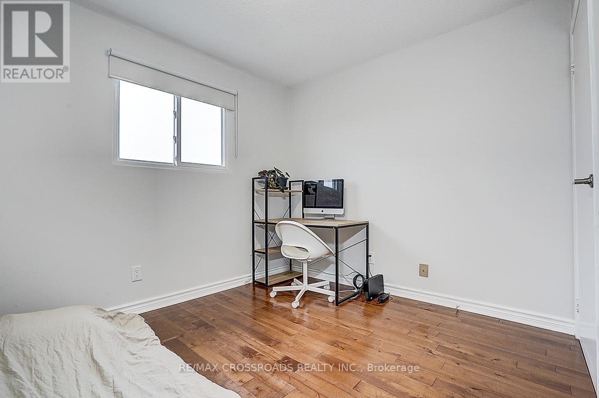 27 Sunburst Square, Toronto, Ontario  M1B 1R3 - Photo 35 - E12544442