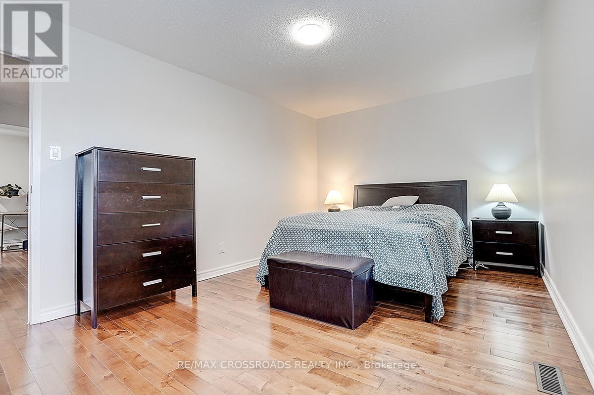 27 Sunburst Square, Toronto, Ontario  M1B 1R3 - Photo 37 - E12544442