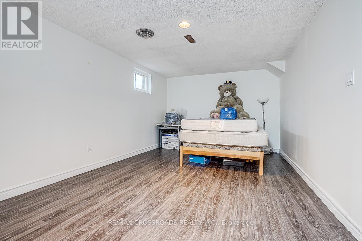 27 Sunburst Square, Toronto, Ontario  M1B 1R3 - Photo 45 - E12544442