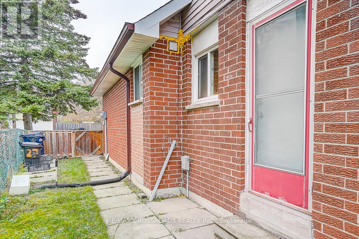 27 Sunburst Square, Toronto, Ontario  M1B 1R3 - Photo 48 - E12544442