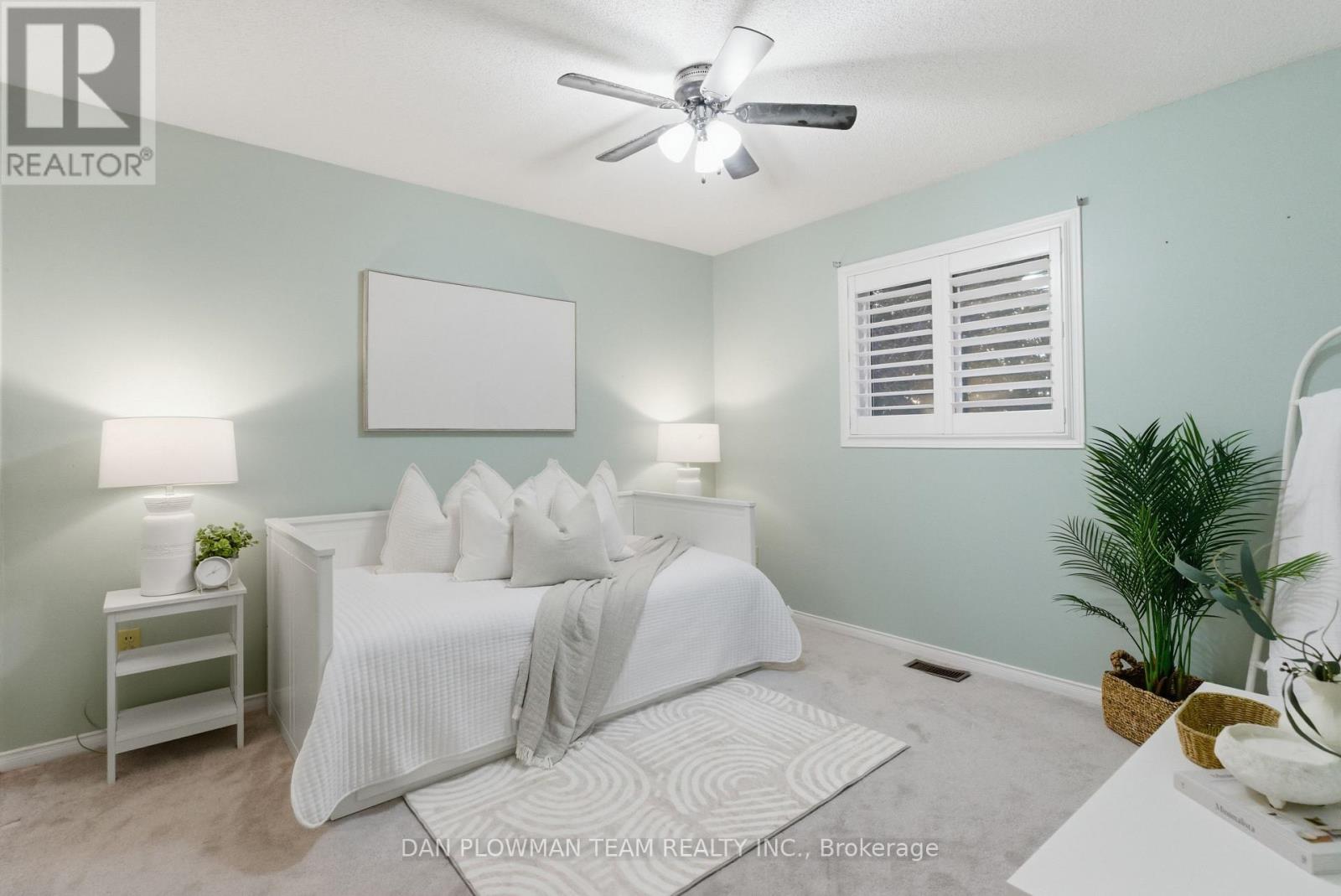 8 Aldcroft Crescent, Clarington, Ontario  L1C 4P1 - Photo 36 - E12544560