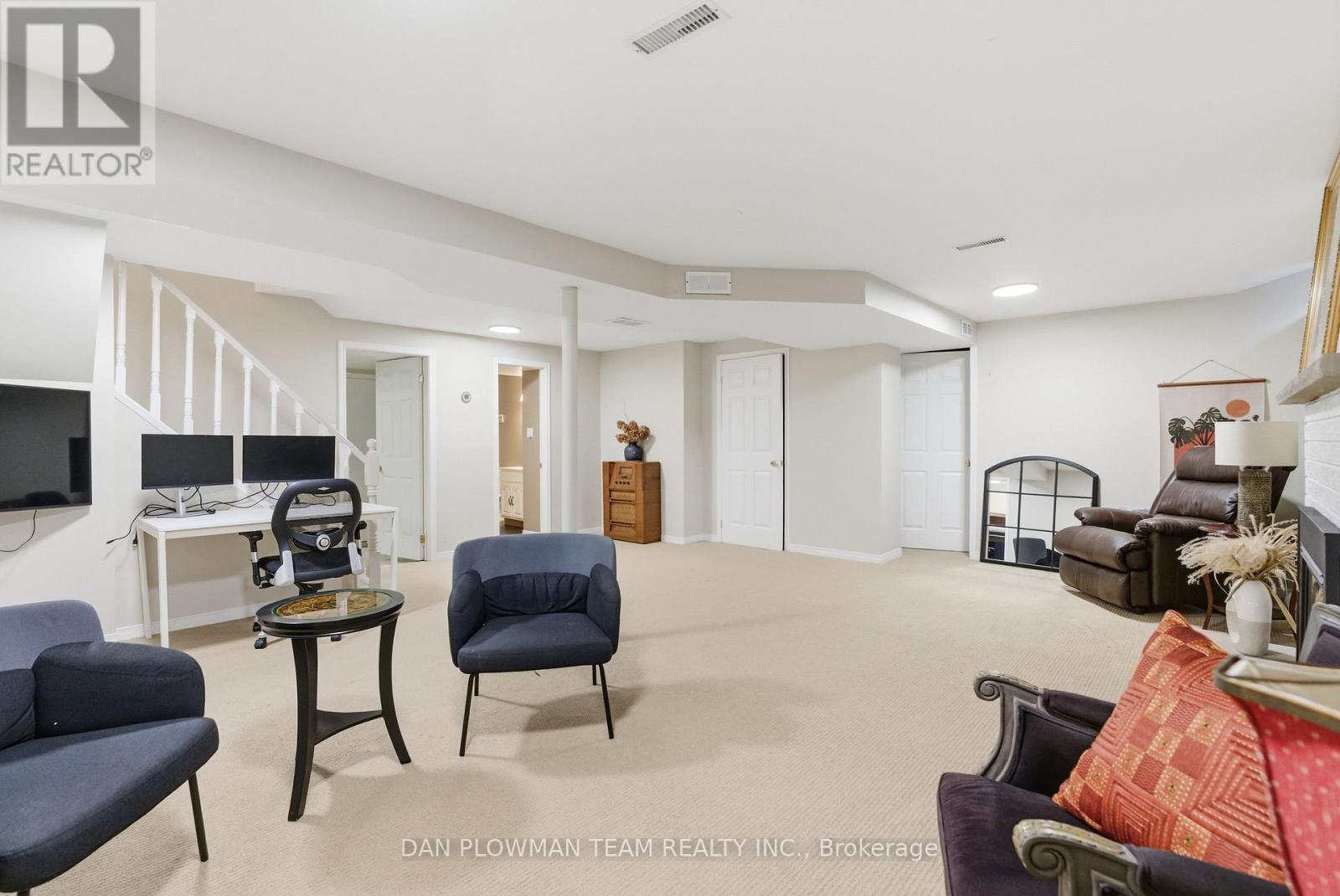 8 Aldcroft Crescent, Clarington, Ontario  L1C 4P1 - Photo 43 - E12544560