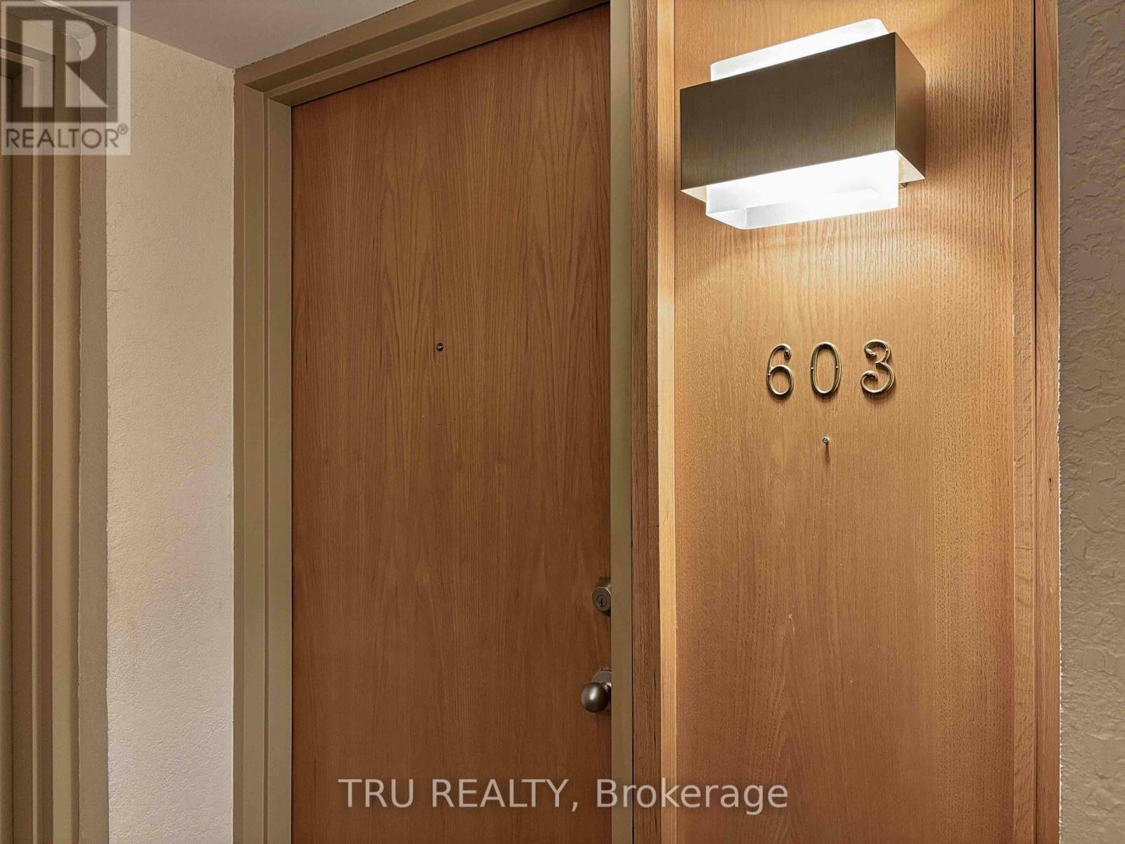 603 - 2871 Richmond Road, Ottawa, Ontario  K2B 8M5 - Photo 2 - X12344212