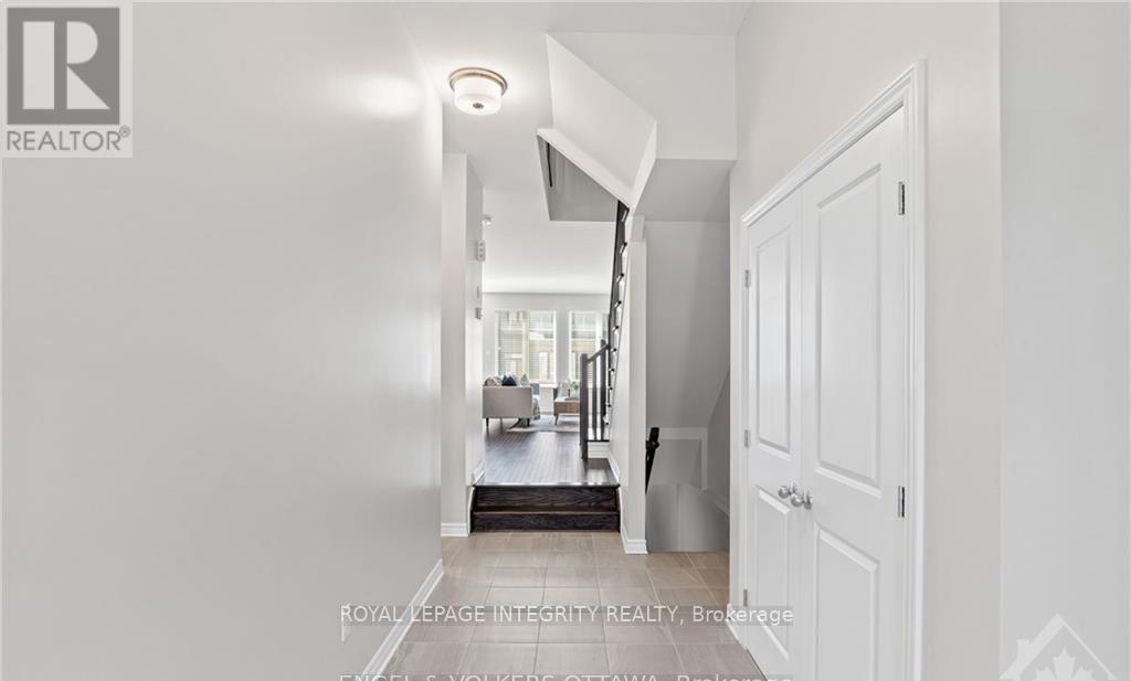 Property at 165 ANGELONIA CRESCENT E image 2