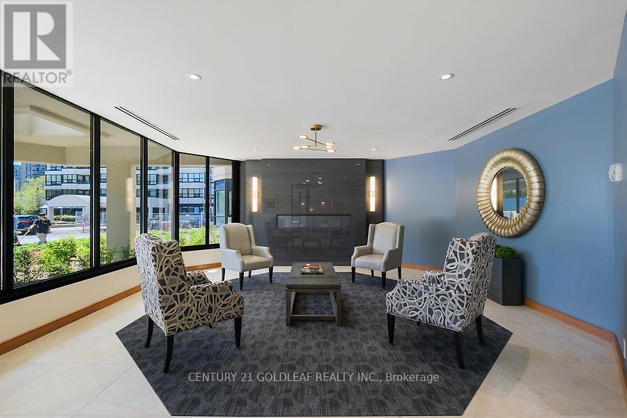 501 - 1500 Riverside Drive, Ottawa, Ontario K1G 4J4 - Photo 4 - X12524098