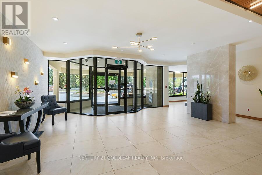 501 - 1500 Riverside Drive, Ottawa, Ontario K1G 4J4 - Photo 3 - X12524098