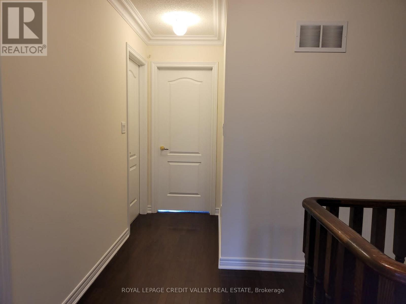 38 Brahm Court, Vaughan, Ontario L4H 0V3 - Photo 13 - N12544318