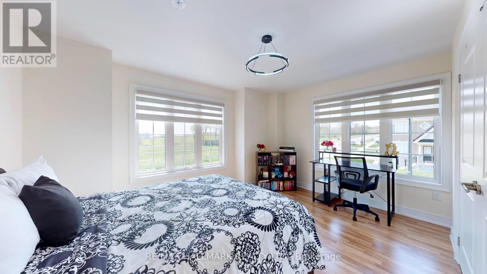 1009 Langford Boulevard, Bradford West Gwillimbury, Ontario L3Z 4K9 - Photo 25 - N12544340