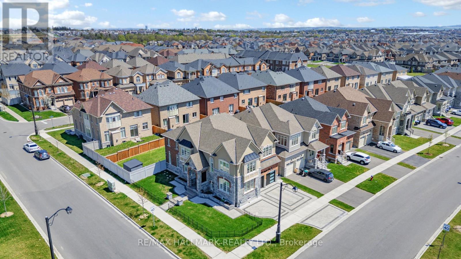 1009 Langford Boulevard, Bradford West Gwillimbury, Ontario L3Z 4K9 - Photo 34 - N12544340