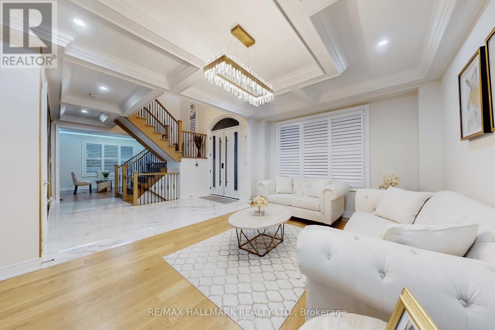 1009 Langford Boulevard, Bradford West Gwillimbury, Ontario L3Z 4K9 - Photo 8 - N12544340