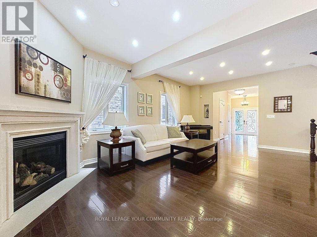 281 Lauderdale Drive, Vaughan, Ontario  L6A 0N6 - Photo 7 - N12544378