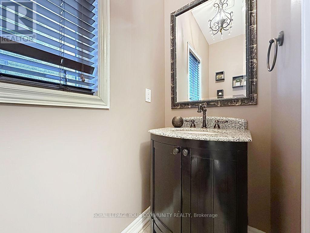 281 Lauderdale Drive, Vaughan, Ontario  L6A 0N6 - Photo 8 - N12544378