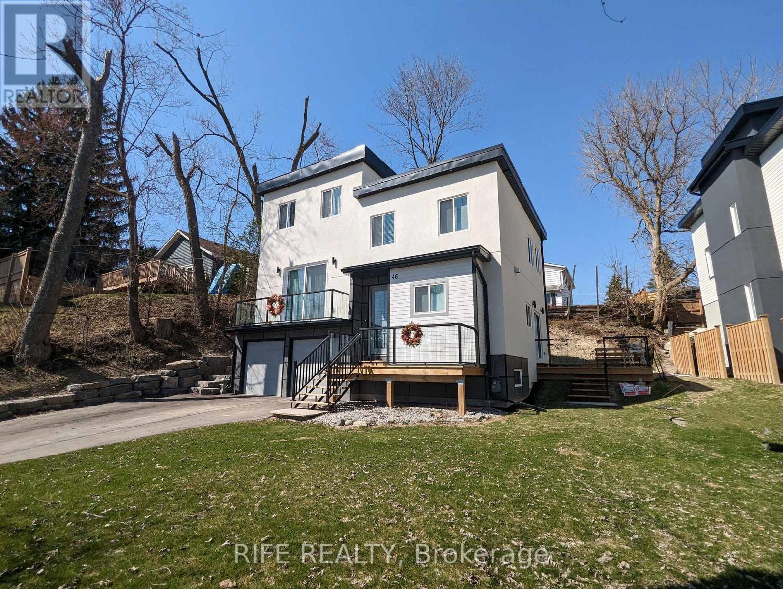 46 Valley Road, Whitchurch-Stouffville, Ontario L4A 7X3 - Photo 2 - N12544444