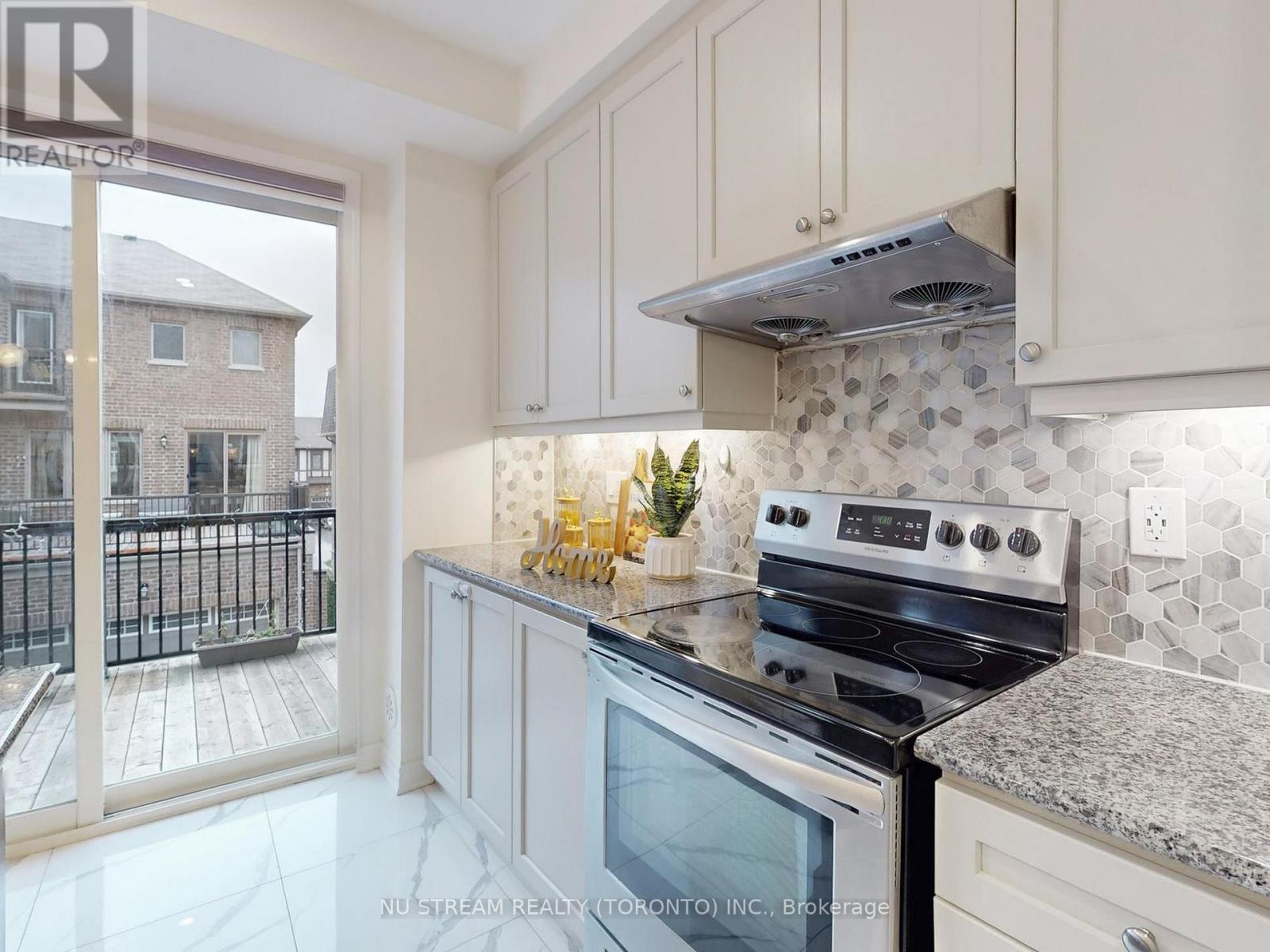 38 William F.bell Parkway, Richmond Hill, Ontario  L4S 0K1 - Photo 14 - N12544466