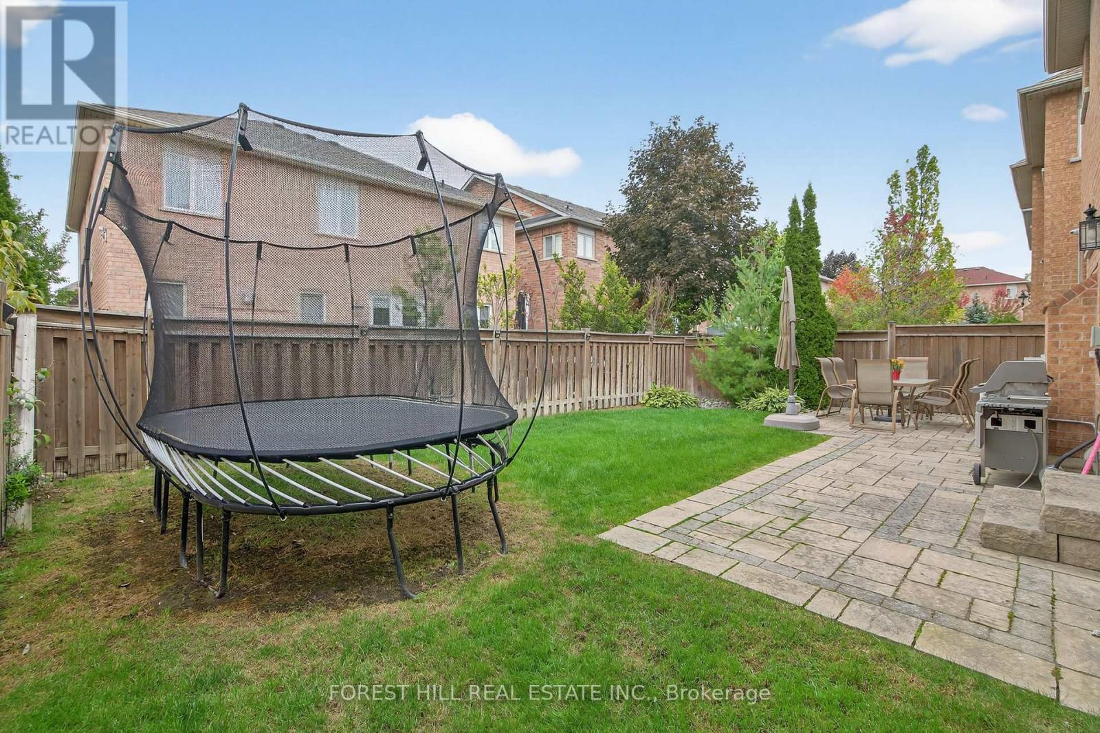 10 Mendel Crescent, Vaughan, Ontario L4J 9B6 - Photo 34 - N12544514