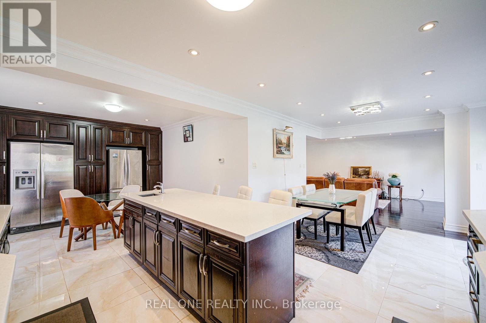 72 Highgate Drive, Markham, Ontario  L3R 3R9 - Photo 20 - N12544528