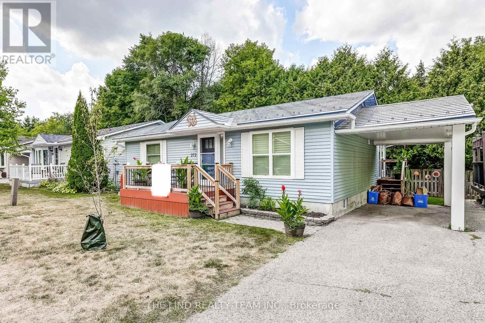 272 Jeff Smith Court, Newmarket, Ontario  L3Y 8C5 - Photo 2 - N12544552