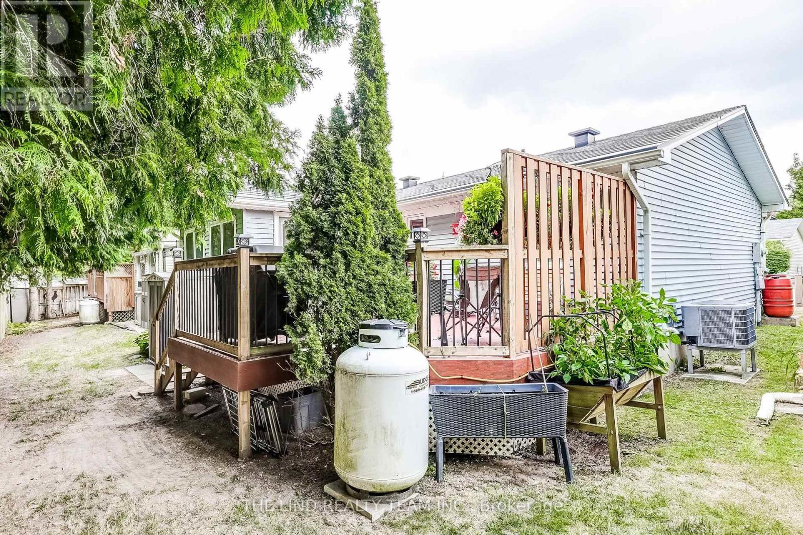 272 Jeff Smith Court, Newmarket, Ontario  L3Y 8C5 - Photo 33 - N12544552