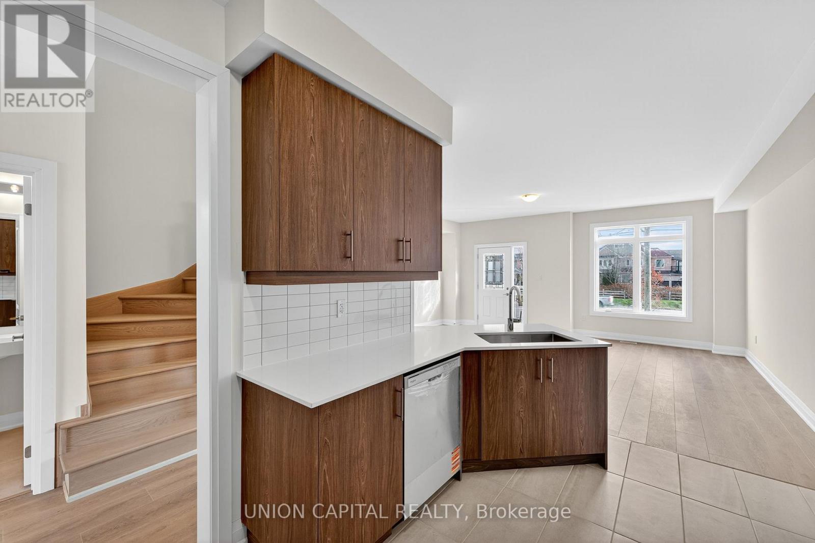 181 Seguin Street, Richmond Hill, Ontario  L4E 1N3 - Photo 16 - N12544564