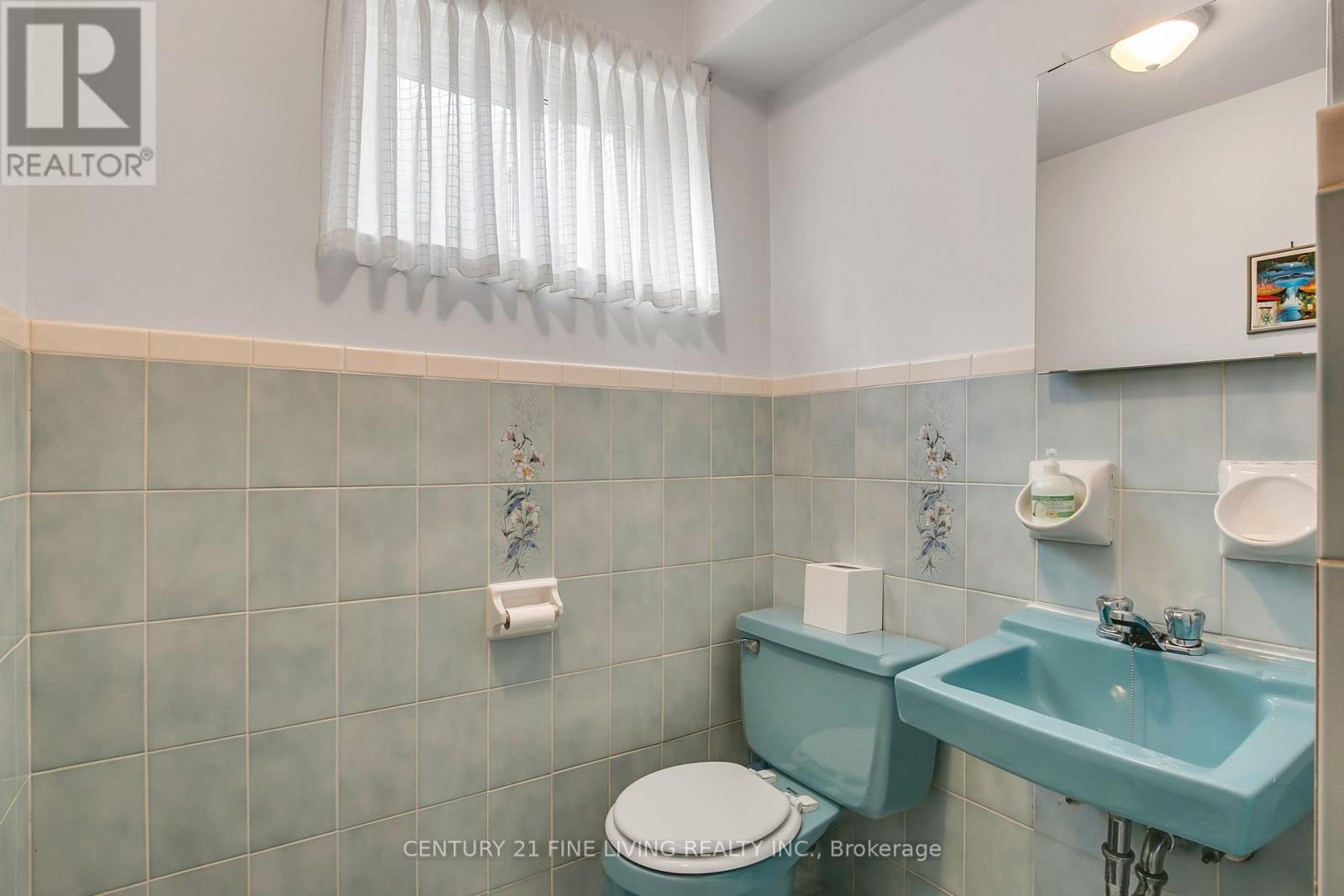 431 Woodbridge Avenue, Vaughan, Ontario  L4L 2T3 - Photo 33 - N12544582