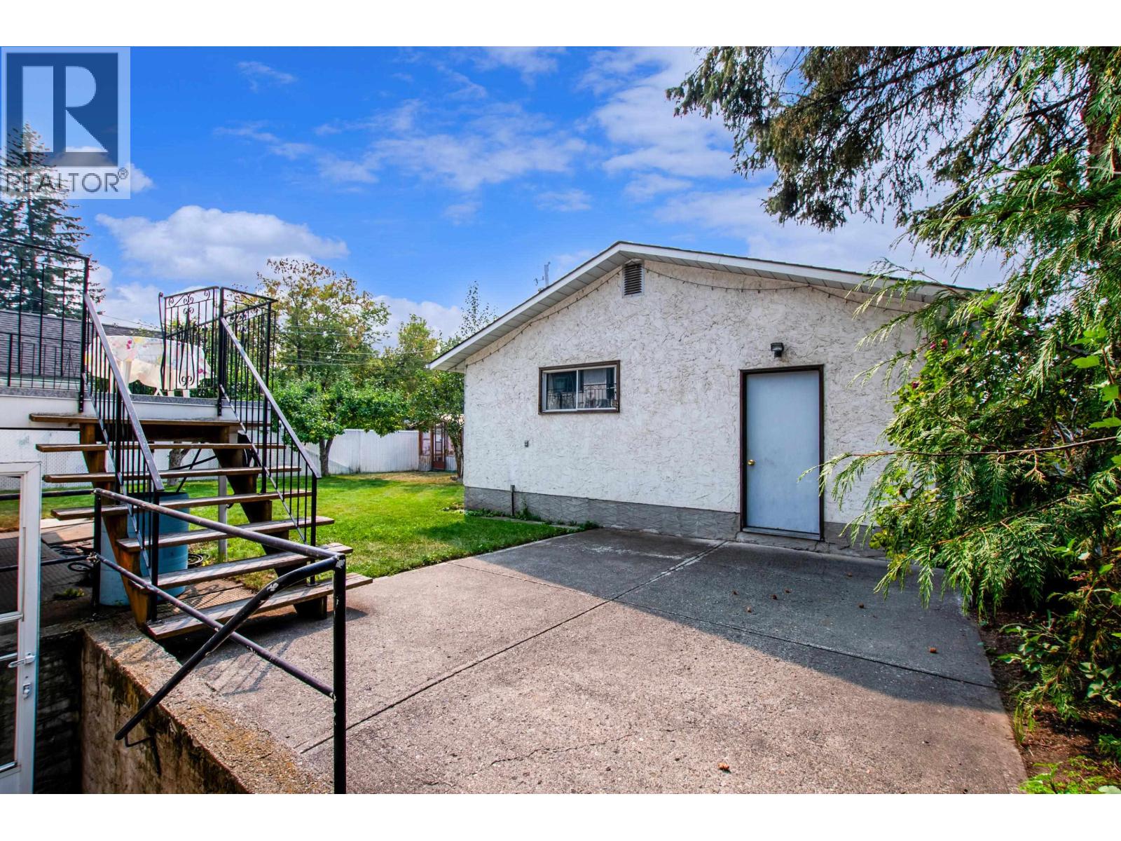 2438 Mcbride Crescent, Prince George, British Columbia  V2M 2A1 - Photo 5 - R3045281