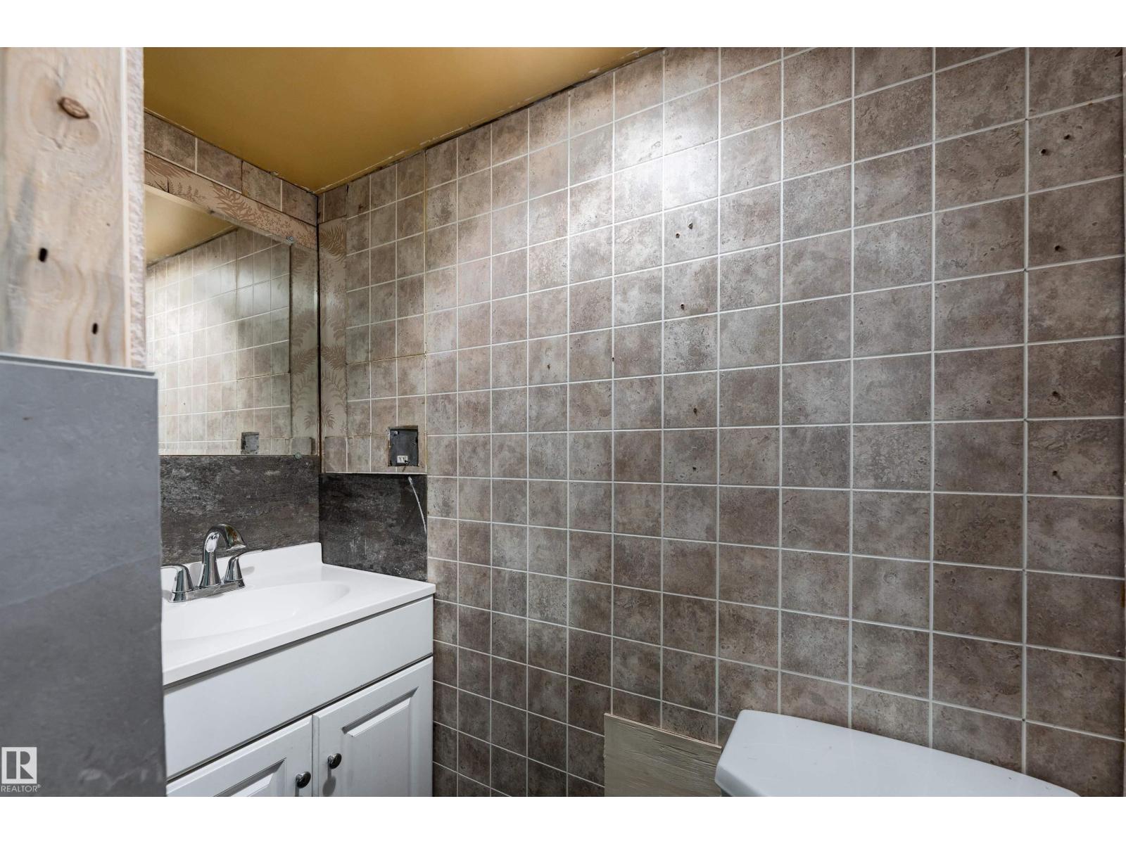 2909 139 Av Nw, Edmonton, Alberta  T5Y 2B3 - Photo 37 - E4465281