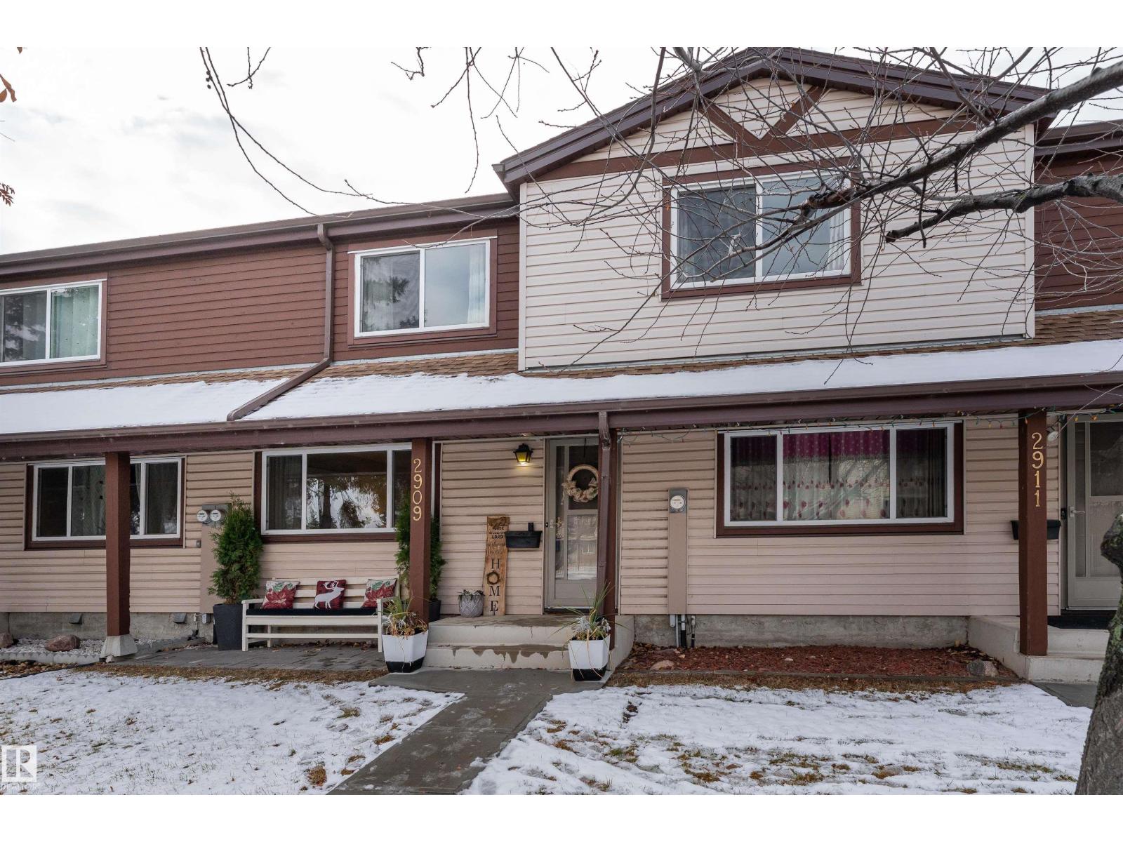 2909 139 Av Nw, Edmonton, Alberta  T5Y 2B3 - Photo 2 - E4465281