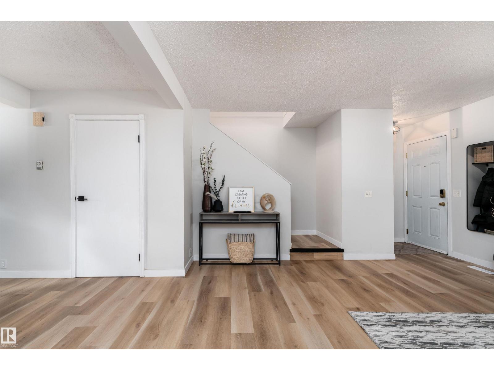 2909 139 Av Nw, Edmonton, Alberta  T5Y 2B3 - Photo 10 - E4465281