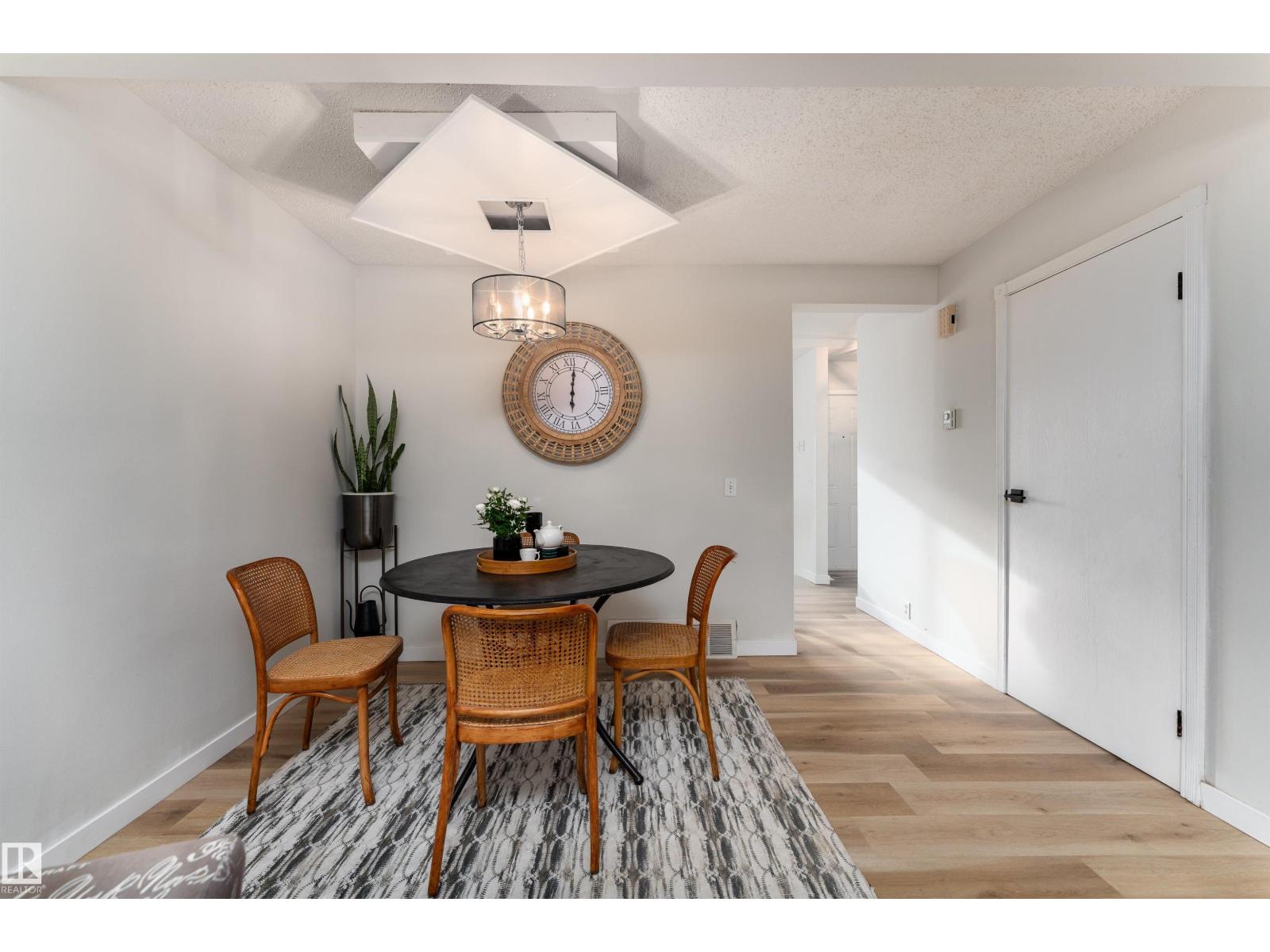 2909 139 Av Nw, Edmonton, Alberta  T5Y 2B3 - Photo 12 - E4465281