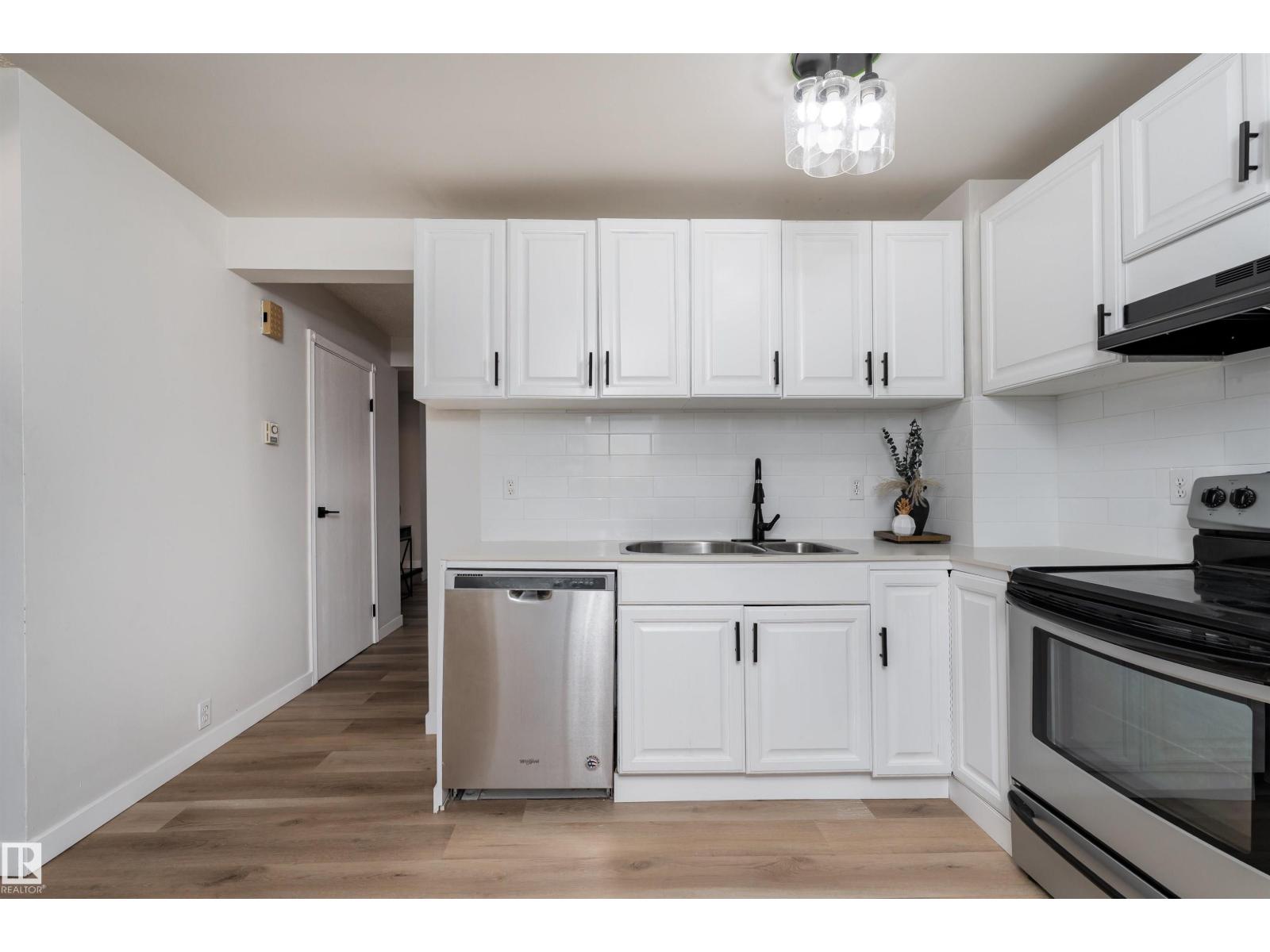 2909 139 Av Nw, Edmonton, Alberta  T5Y 2B3 - Photo 19 - E4465281